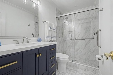 Meticulously maintained by the original owners, this ELEGANT - photo 34