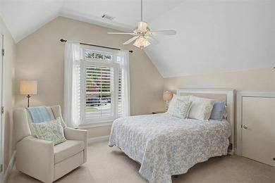 Meticulously maintained by the original owners, this ELEGANT - photo 38