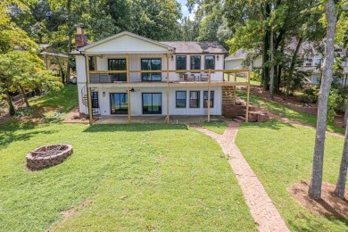 Lake Home For Sale in Eatonton, Georgia