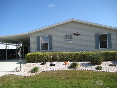 (private lake, pond, coastal) Home Sale Pending in Port Saint Lucie Florida