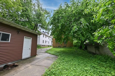 Rare opportunity to own a classic brick duplex in sought-after - photo 25