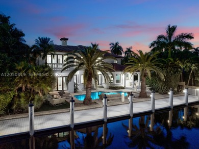 Experience luxury waterfront living in the heart of Las Olas - photo 9