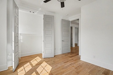 Beautifully upgraded custom home just a short walk, golf cart - photo 20