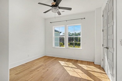 Beautifully upgraded custom home just a short walk, golf cart - photo 21