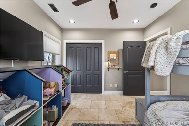 Stunning updated home in highly desired Four Seasons w/ - photo 22