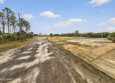 Very hard to find 5.6 acres of prime waterfront property on a - photo 22