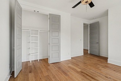 Beautifully upgraded custom home just a short walk, golf cart - photo 23