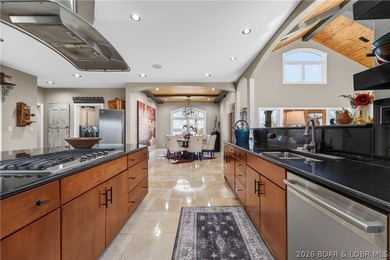 Stunning updated home in highly desired Four Seasons w/ - photo 28