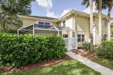 (private lake, pond, coastal) Townhome/Townhouse Active Under Contract in Boynton Beach Florida