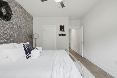Move-In Ready Luxury in the desirable Gated Woodlyn Meadows; - photo 42