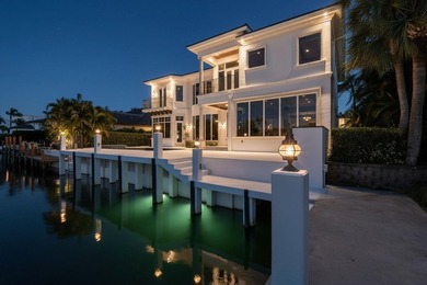 Welcome to Golden Harbour's best-priced waterfront estate. A - photo 1