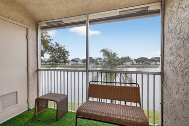 (private lake, pond, coastal) Condo Active Under Contract in Margate Florida