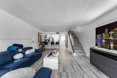 Beautifully renovated 2 bedroom, 1.5 bath condo offering 1,026 - photo 3