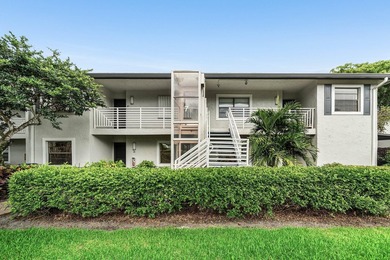 An original turn-key residence offering both immediate - photo 4