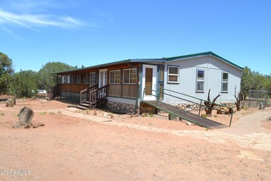 Enjoy country living on 4 fully fenced acres with plenty of room - photo 2