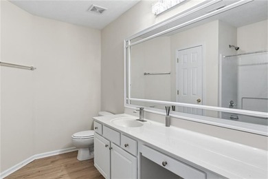 Discover an exceptional, fully updated, true ranch residence - photo 34