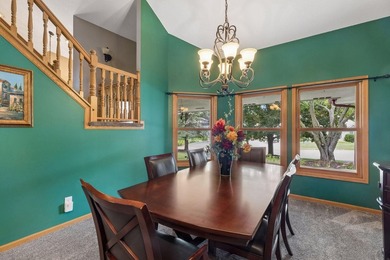Gorgeous Home - Gorgeous Setting. Custom designed, quality-built - photo 37