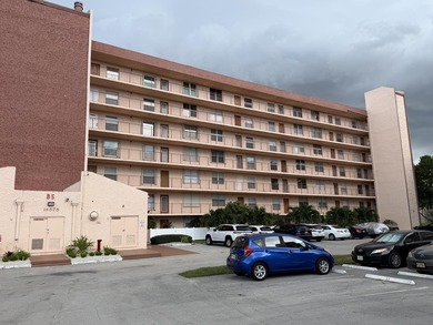 Huntington Lakes Condo For Sale in Delray Beach Florida