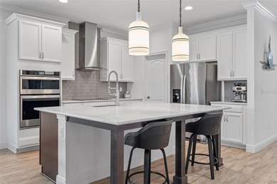 Welcome home to this beautifully upgraded 4-bedroom, 2-bathroom - photo 10