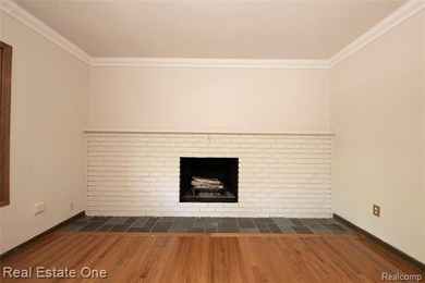 Welcome to 3125 Commerce Rd., in Milford Township! This - photo 9