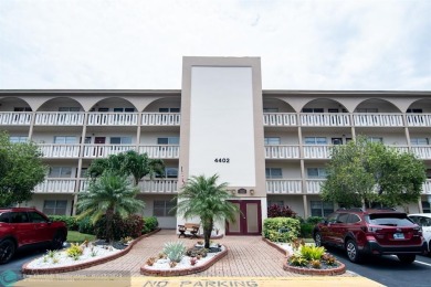 (private lake, pond, creek) Condo For Sale in Coconut Creek Florida