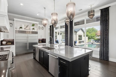 Magnificent estate within the prestigious guard-gated community - photo 12