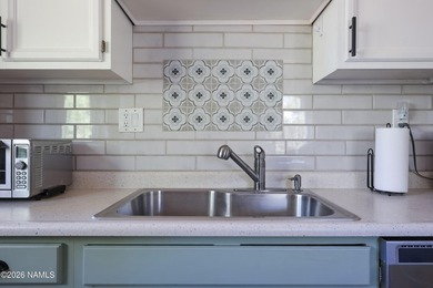 This beautifully updated 3 bedroom 2 bath cabin offers - photo 22