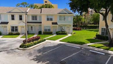RARELY AVAILABLE CORNER UNIT! Charming 2 bedroom, 2.5 bath - photo 2