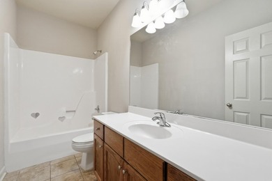 Gorgeous, well maintained home in a cul-de-sac is ready for new - photo 21