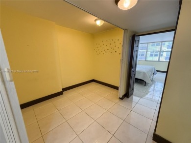 Luxury oceanfront building located in the heart of Miami Beach