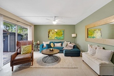 Pine Island Ridge Lakes Townhome/Townhouse For Sale in Davie Florida