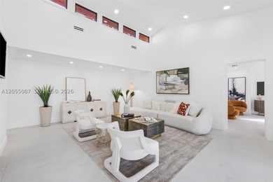 Introducing Villa Shores, a recently fully renovated & - photo 15