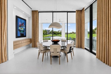 Striking contemporary waterfront estate, perfectly positioned to - photo 17