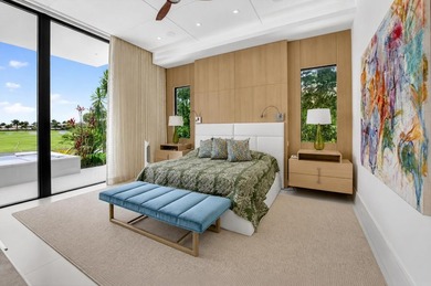 Striking contemporary waterfront estate, perfectly positioned to - photo 18