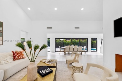 Introducing Villa Shores, a recently fully renovated & - photo 19