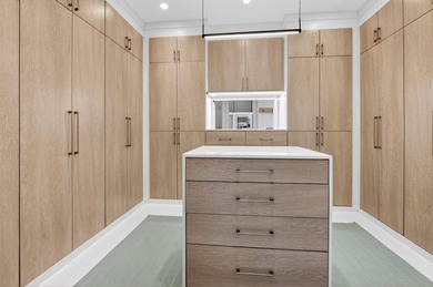 Striking contemporary waterfront estate, perfectly positioned to - photo 24