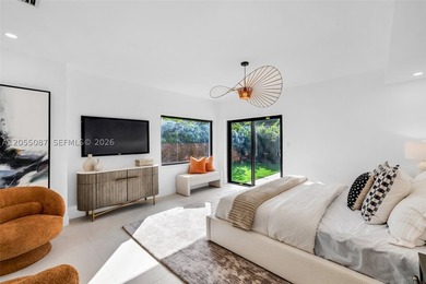 Introducing Villa Shores, a recently fully renovated & - photo 25