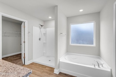 Welcome to 10440 Willow Leaf Drive, a beautifully maintained - photo 25
