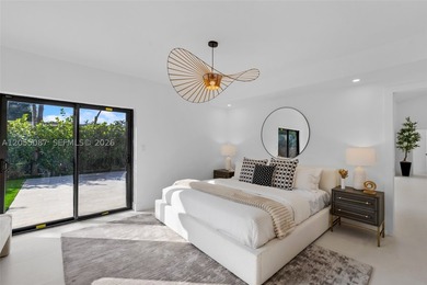 Introducing Villa Shores, a recently fully renovated & - photo 27