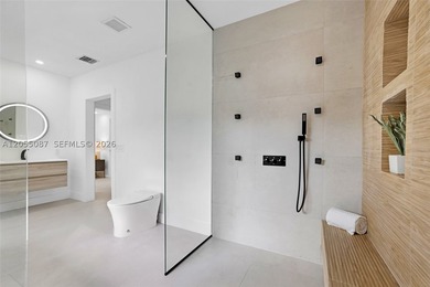 Introducing Villa Shores, a recently fully renovated & - photo 36