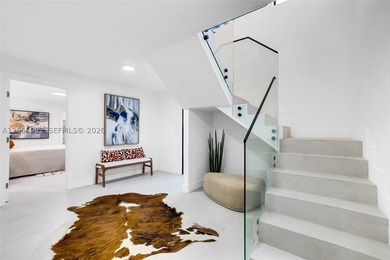 Introducing Villa Shores, a recently fully renovated & - photo 40