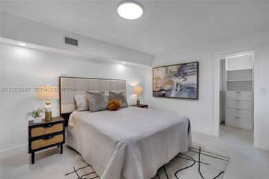 Introducing Villa Shores, a recently fully renovated & - photo 45