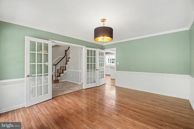 Move-In Ready 5BR, 3.5BA Brick-Front Colonial on a private - photo 5