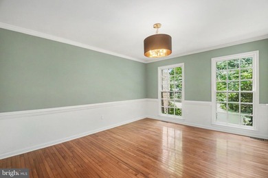 Move-In Ready 5BR, 3.5BA Brick-Front Colonial on a private - photo 6