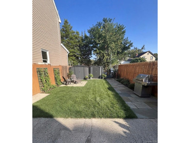 Charming detached home featuring 2 spacious bedrooms and 2 full - photo 14