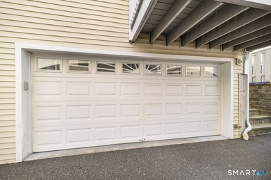 Welcome to this rare 3 bedroom, 3.5 bath townhouse! Located in a - photo 22