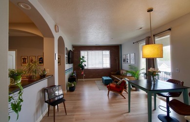 Welcome to this well appointed condo in the heart of Lehi, right - photo 9