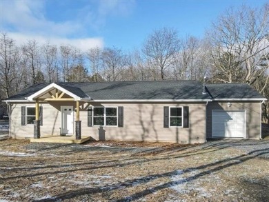 Lake Home For Sale in Penn Forest, Pennsylvania