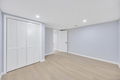 Welcome to this beautifully updated 3-bedroom, 2-bathroom Ranch - photo 18