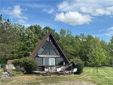 Lake Home For Sale in Gallatin, Missouri